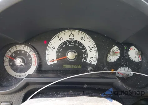 2008 Toyota Fj Cruiser z USA, uszkodzony, nr VIN JTEBU11F08K034747